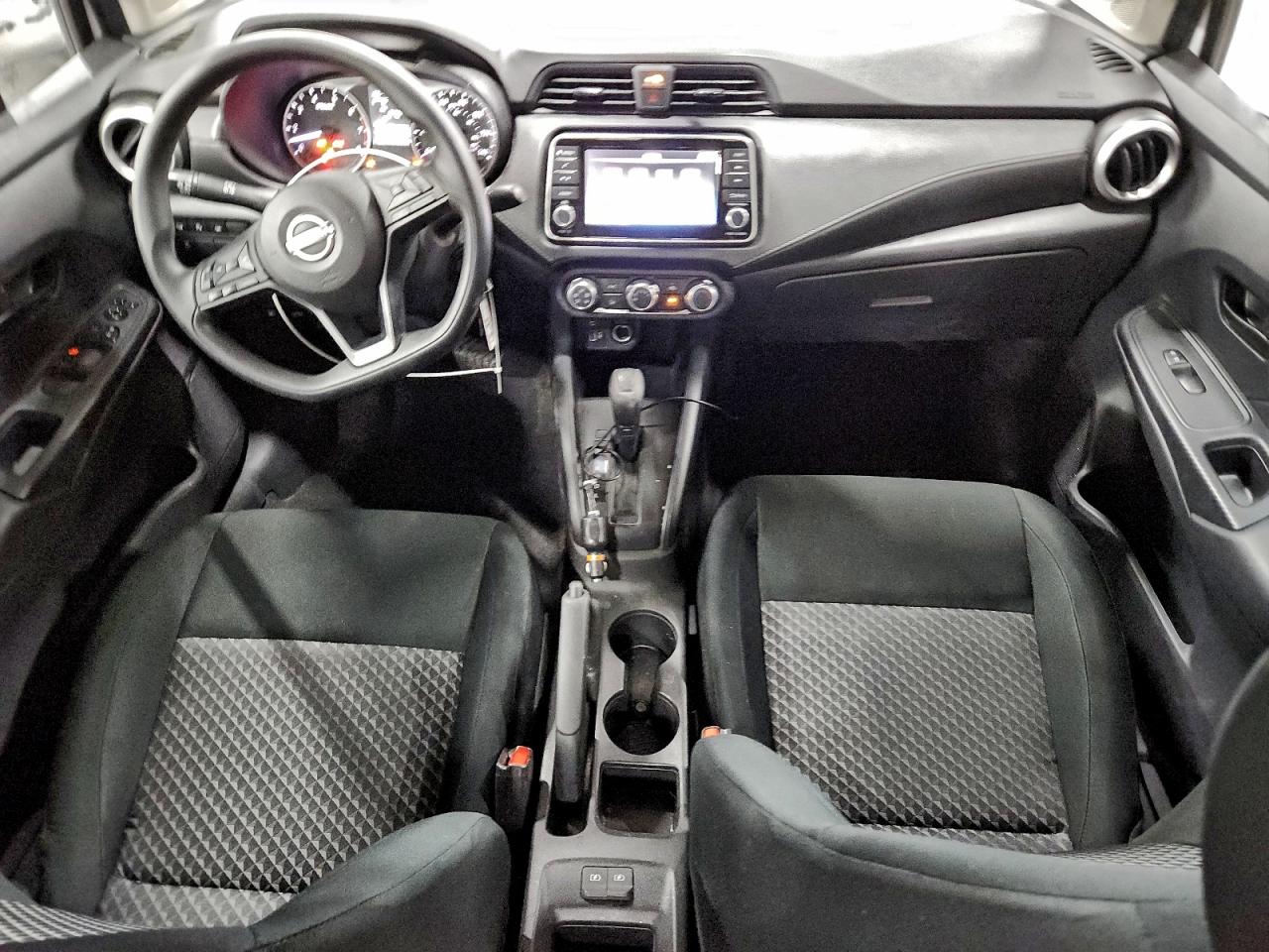 2024 NISSAN VERSA S photo 8