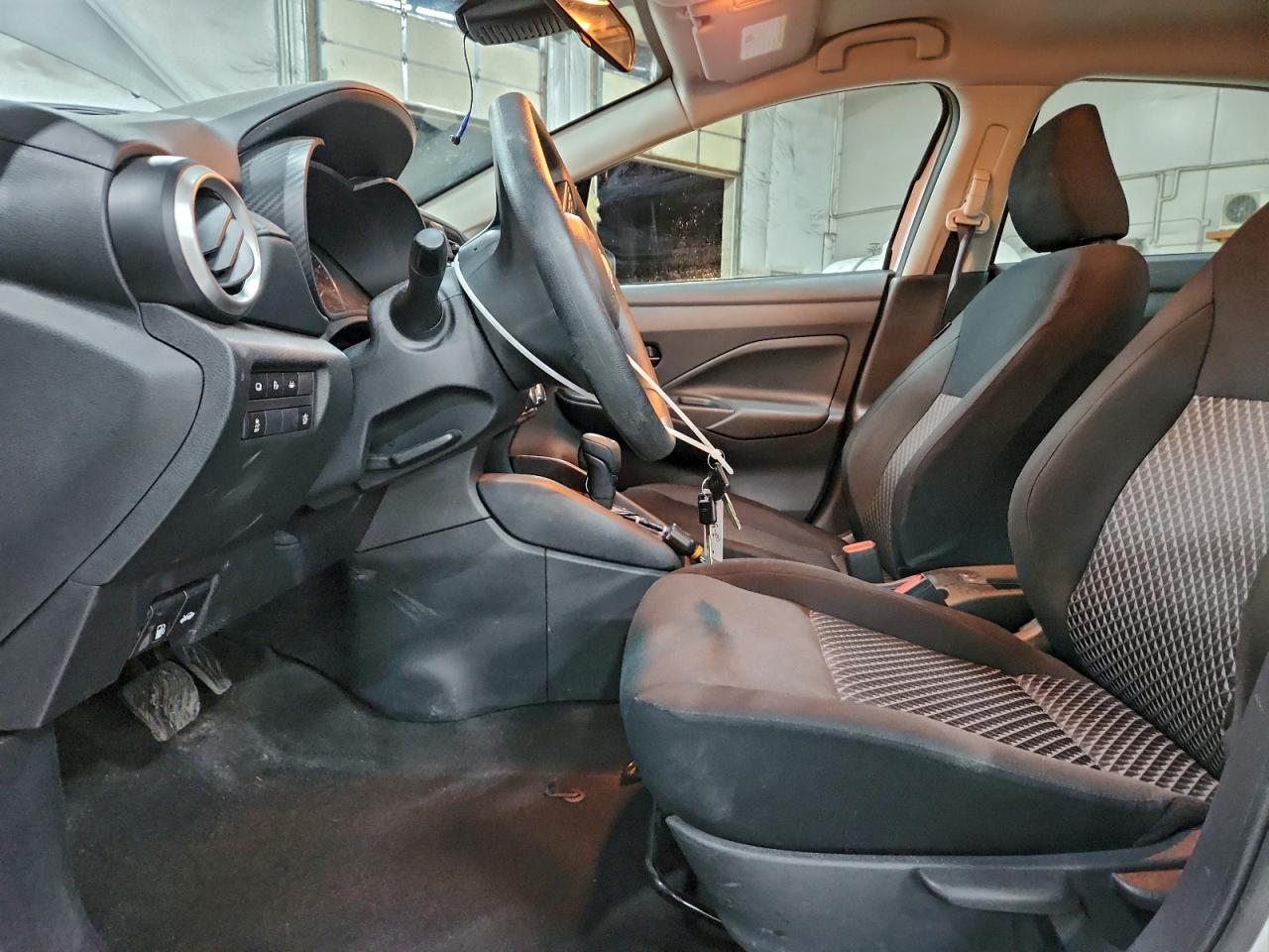2024 NISSAN VERSA S photo 7