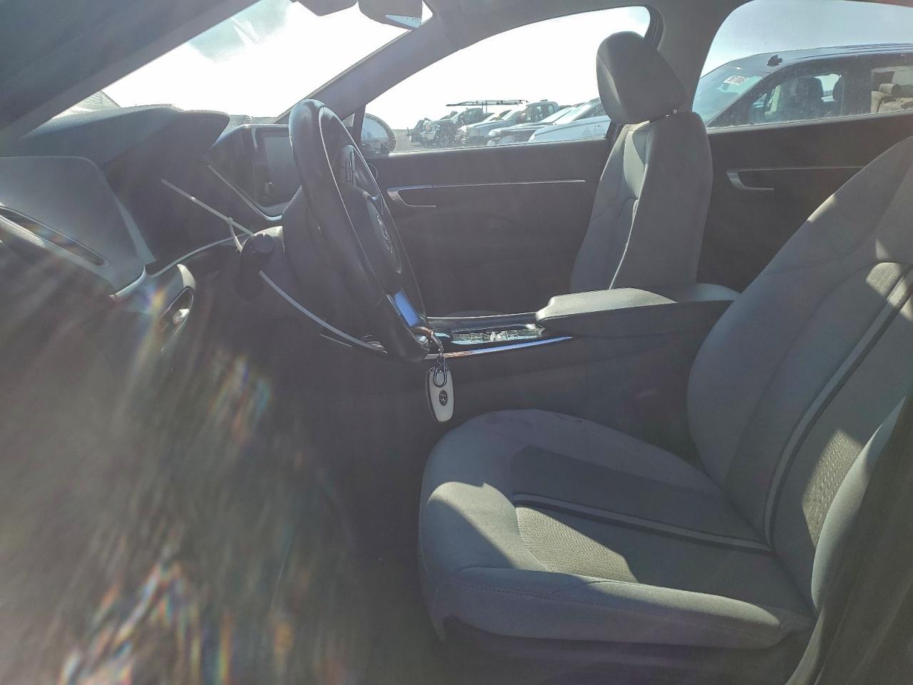 2020 HYUNDAI SONATA SEL photo 7