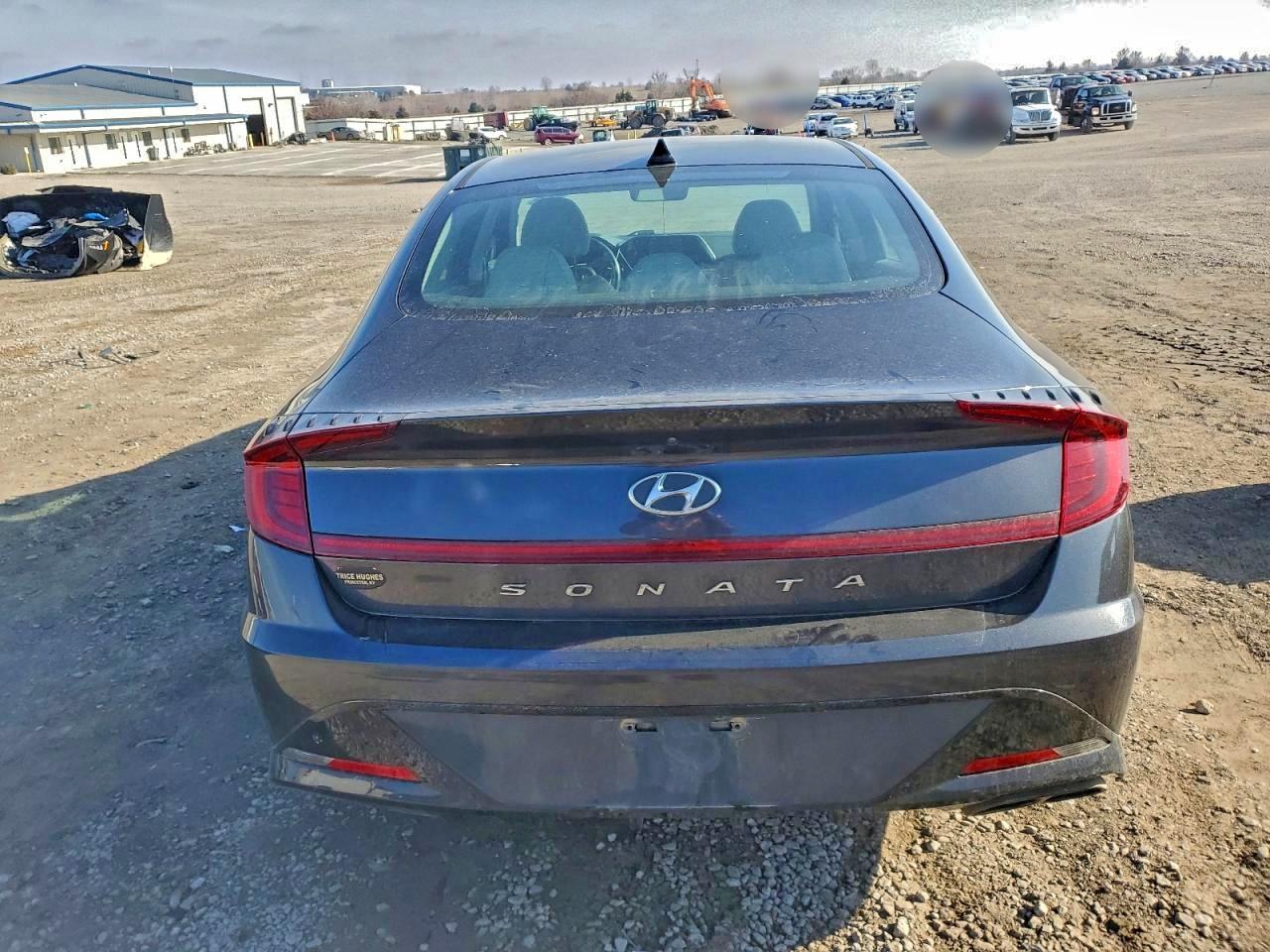 2020 HYUNDAI SONATA SEL photo 6