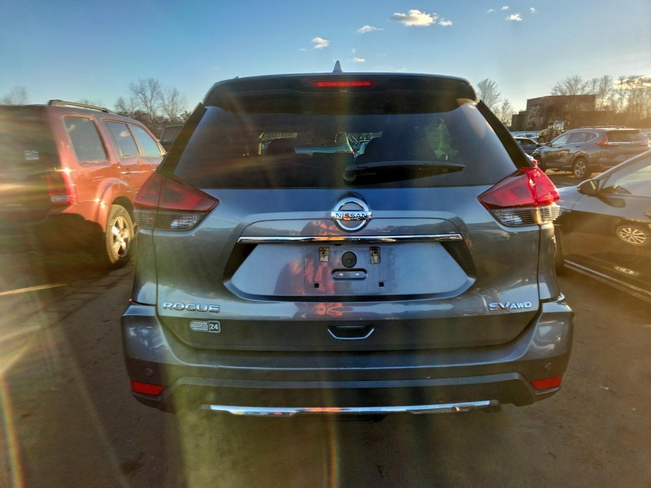 2019 NISSAN ROGUE S photo 6
