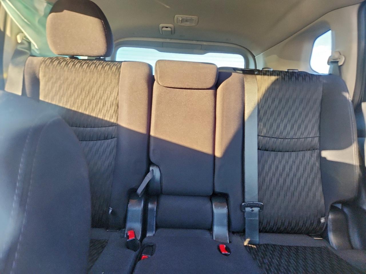 2019 NISSAN ROGUE S photo 10