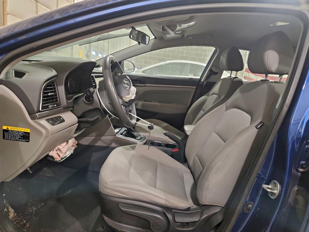 2017 HYUNDAI ELANTRA SE photo 7