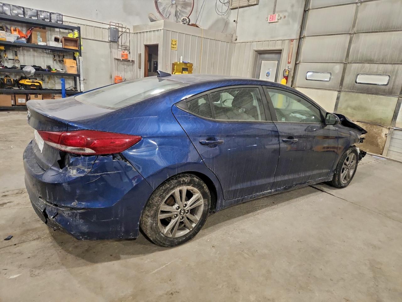 2017 HYUNDAI ELANTRA SE photo 3