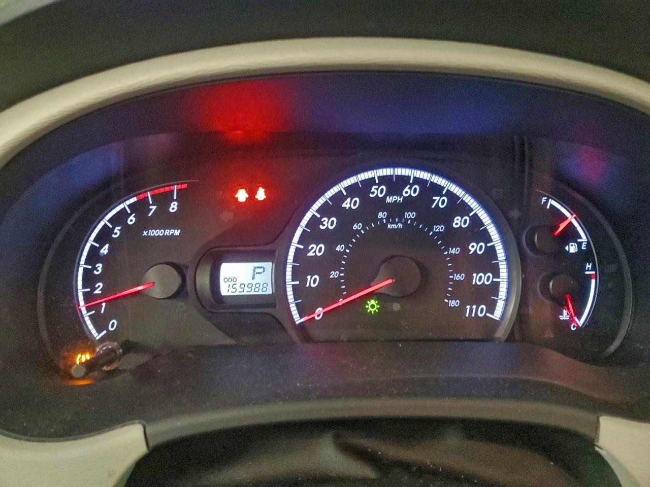 2014 TOYOTA SIENNA LE photo 17