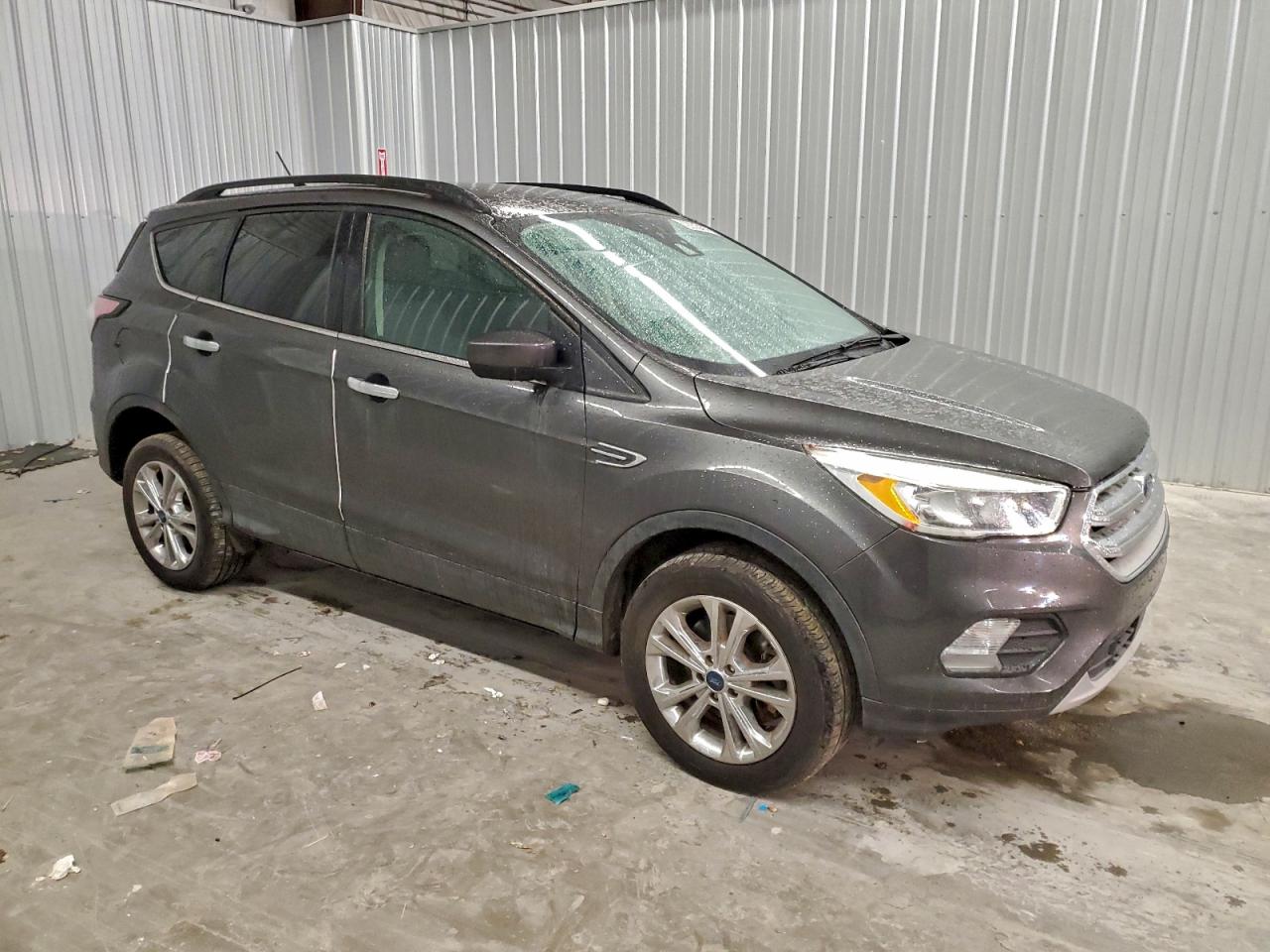 2018 FORD ESCAPE SE photo 4