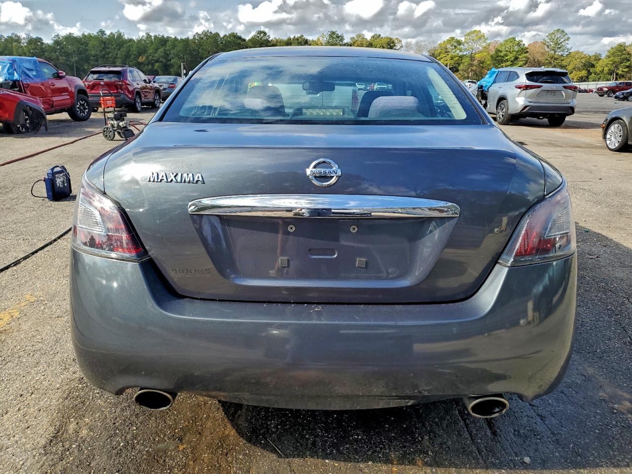 2013 NISSAN MAXIMA S photo 6