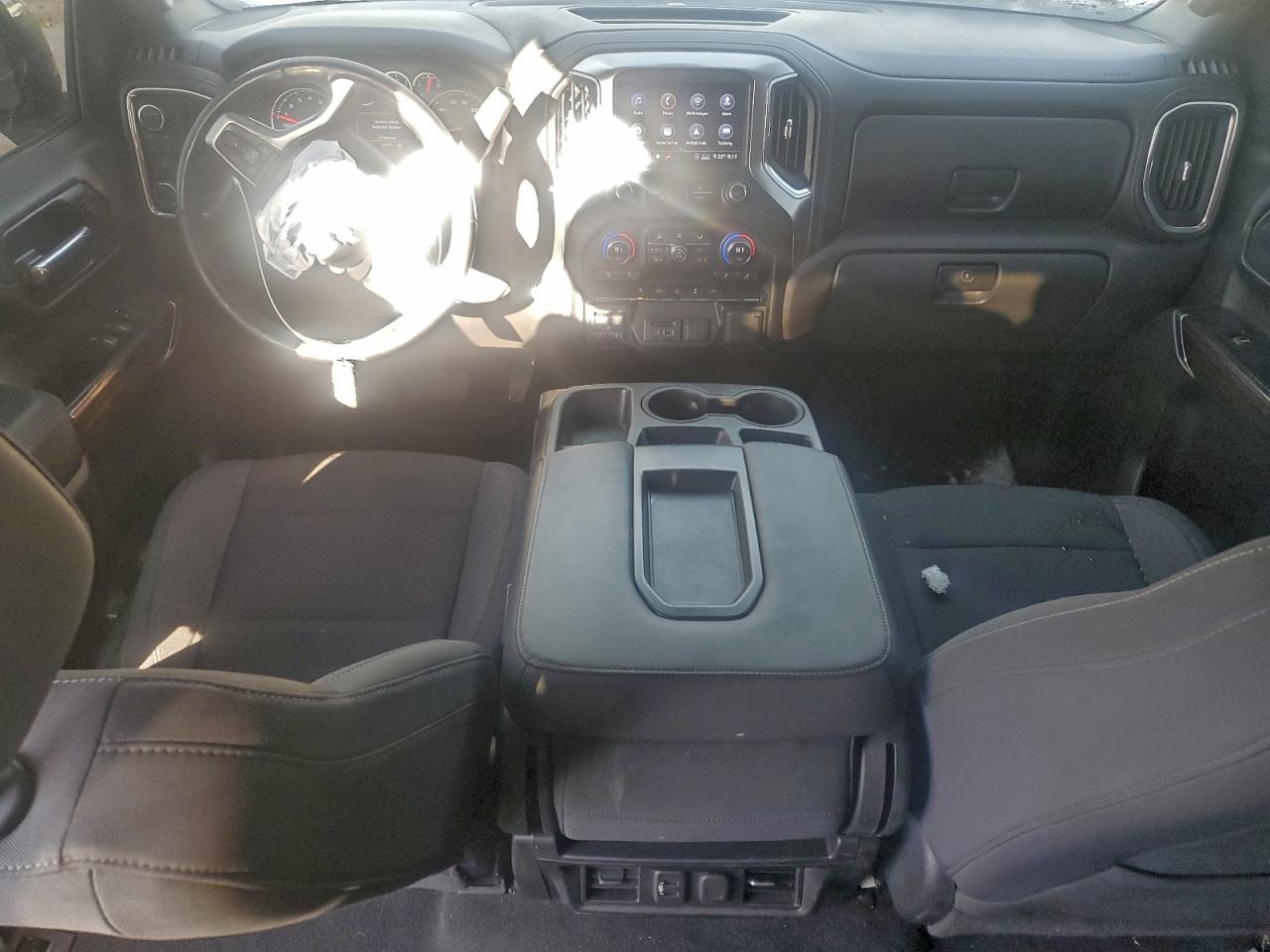 2020 CHEVROLET SILVERADO K1500 LT photo 15
