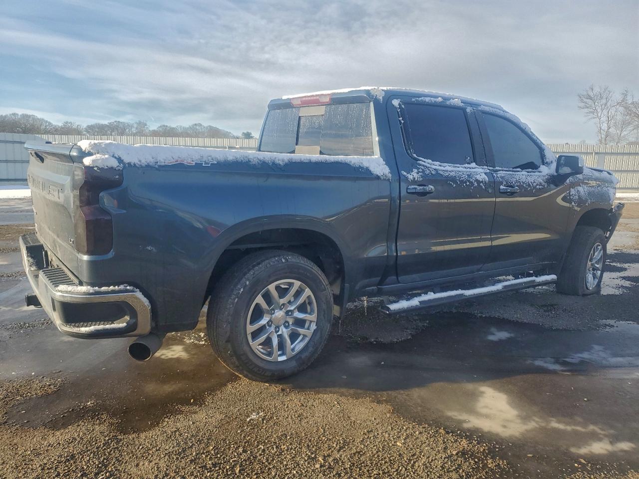2020 CHEVROLET SILVERADO K1500 LT photo 5