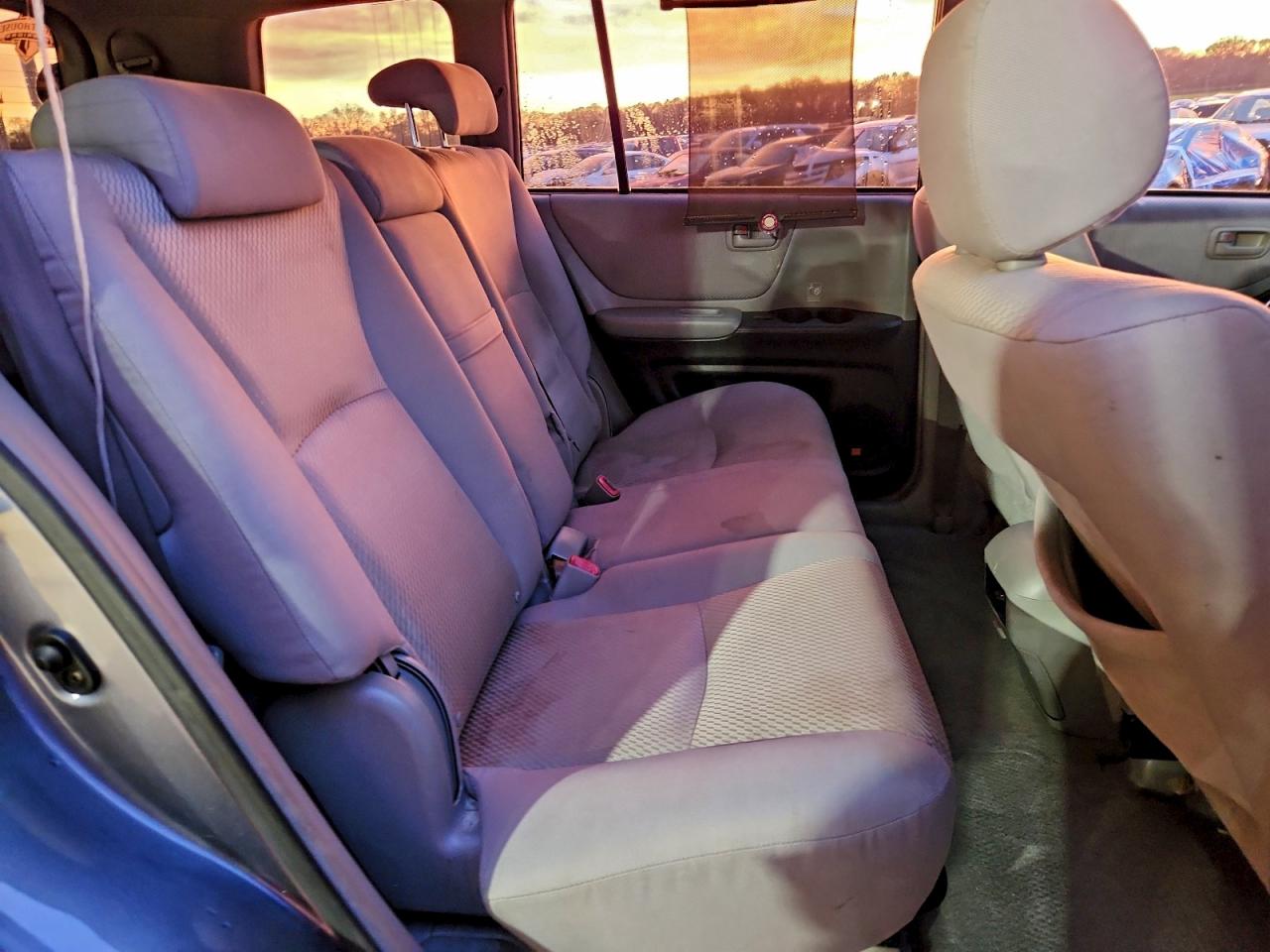 2006 TOYOTA HIGHLANDER BASE photo 11