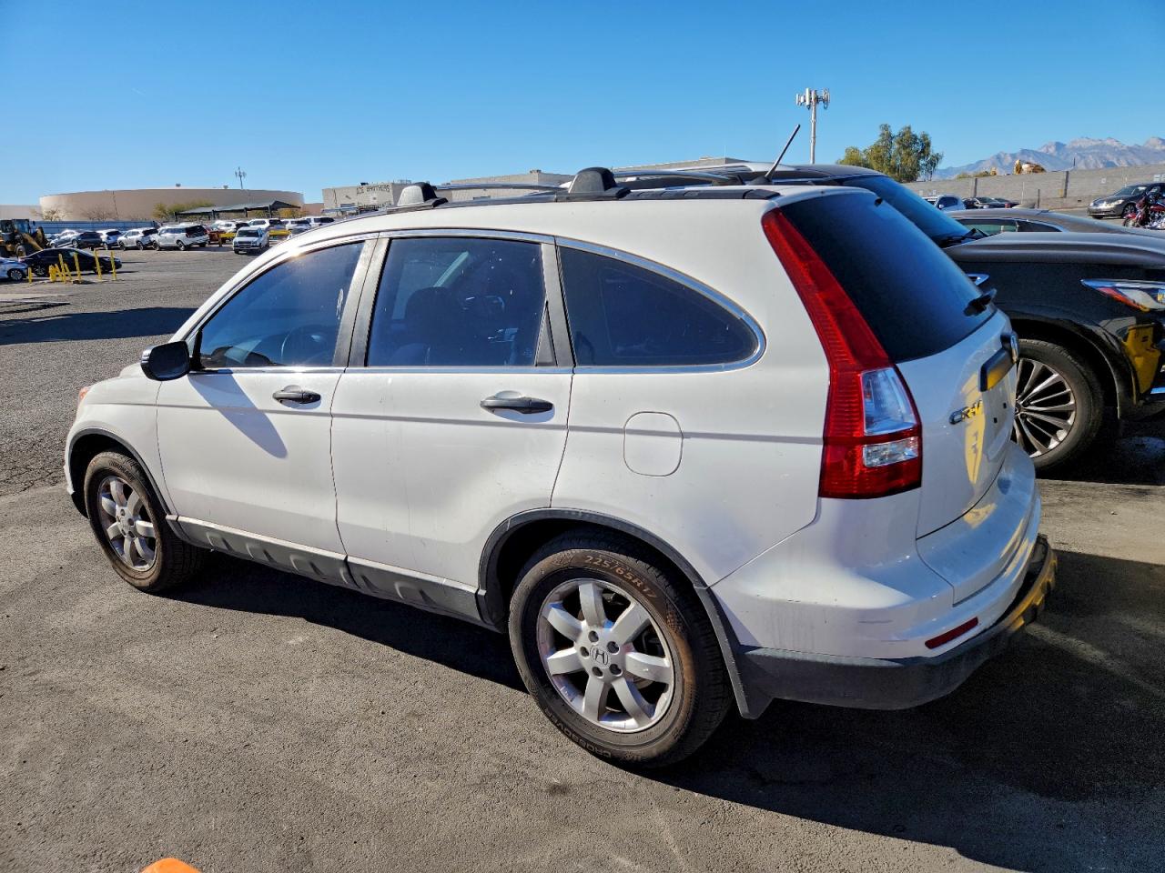 2011 HONDA CR-V LX photo 2