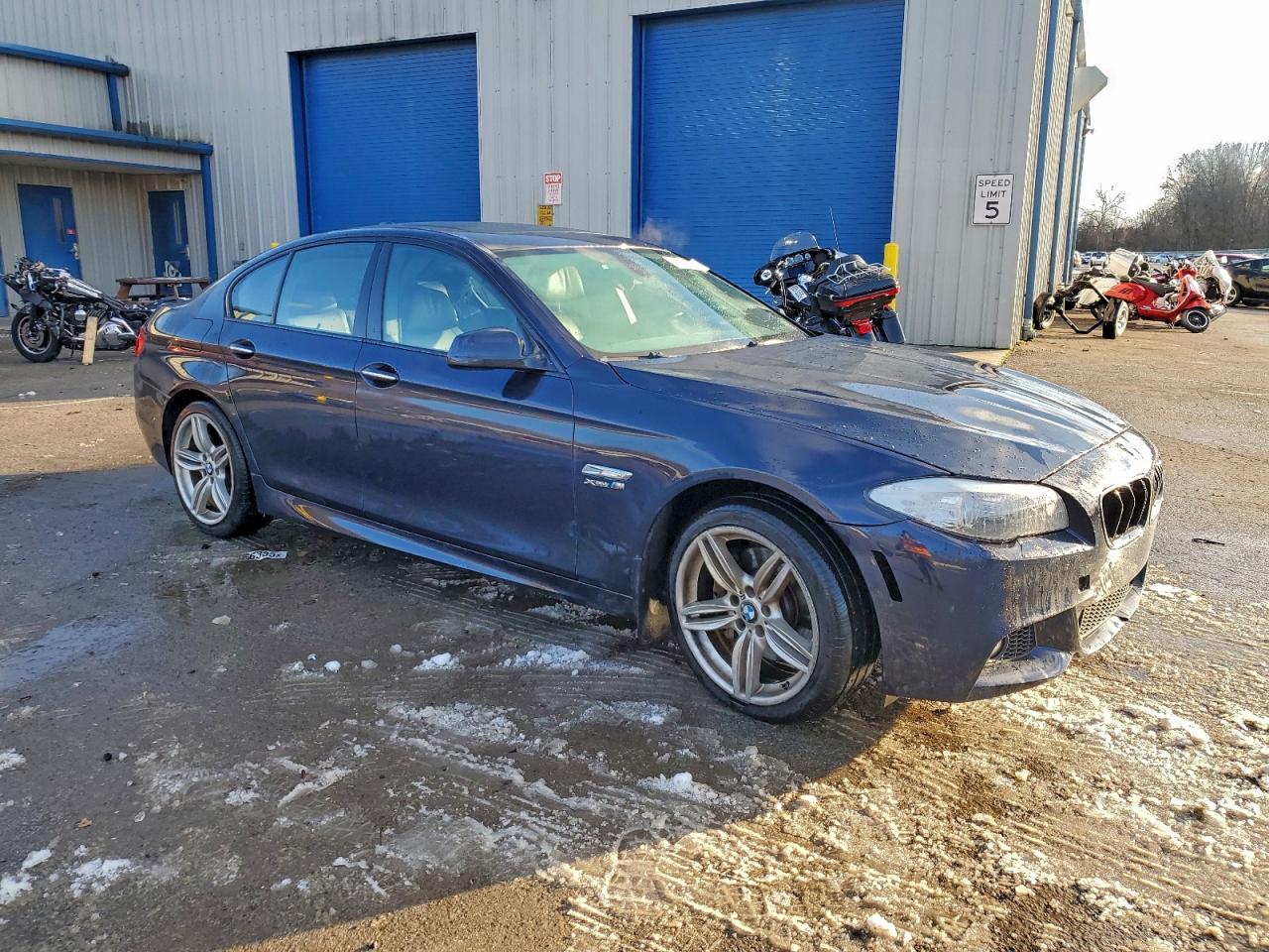 2011 BMW 535 XI photo 7