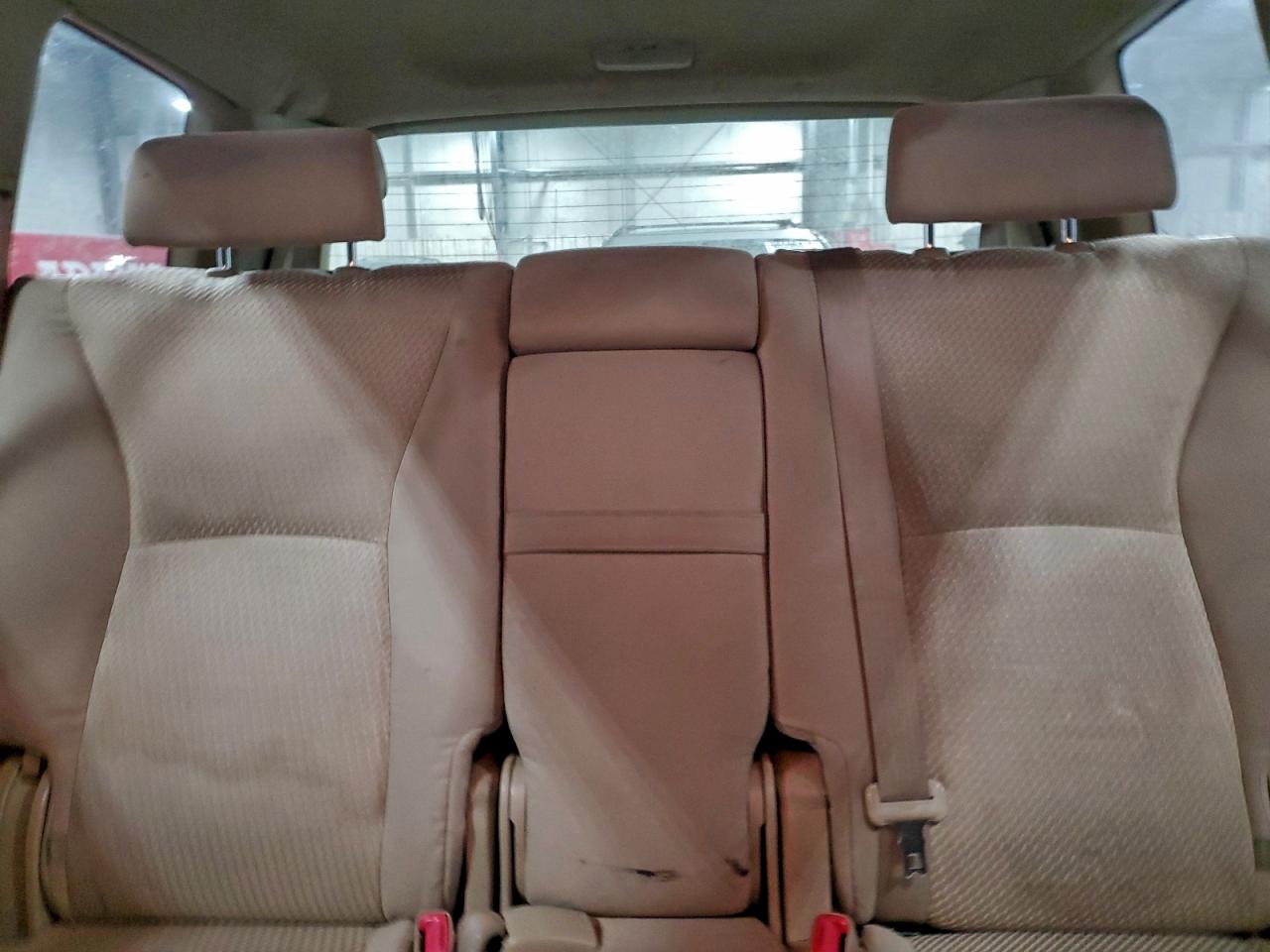 2004 TOYOTA HIGHLANDER photo 19