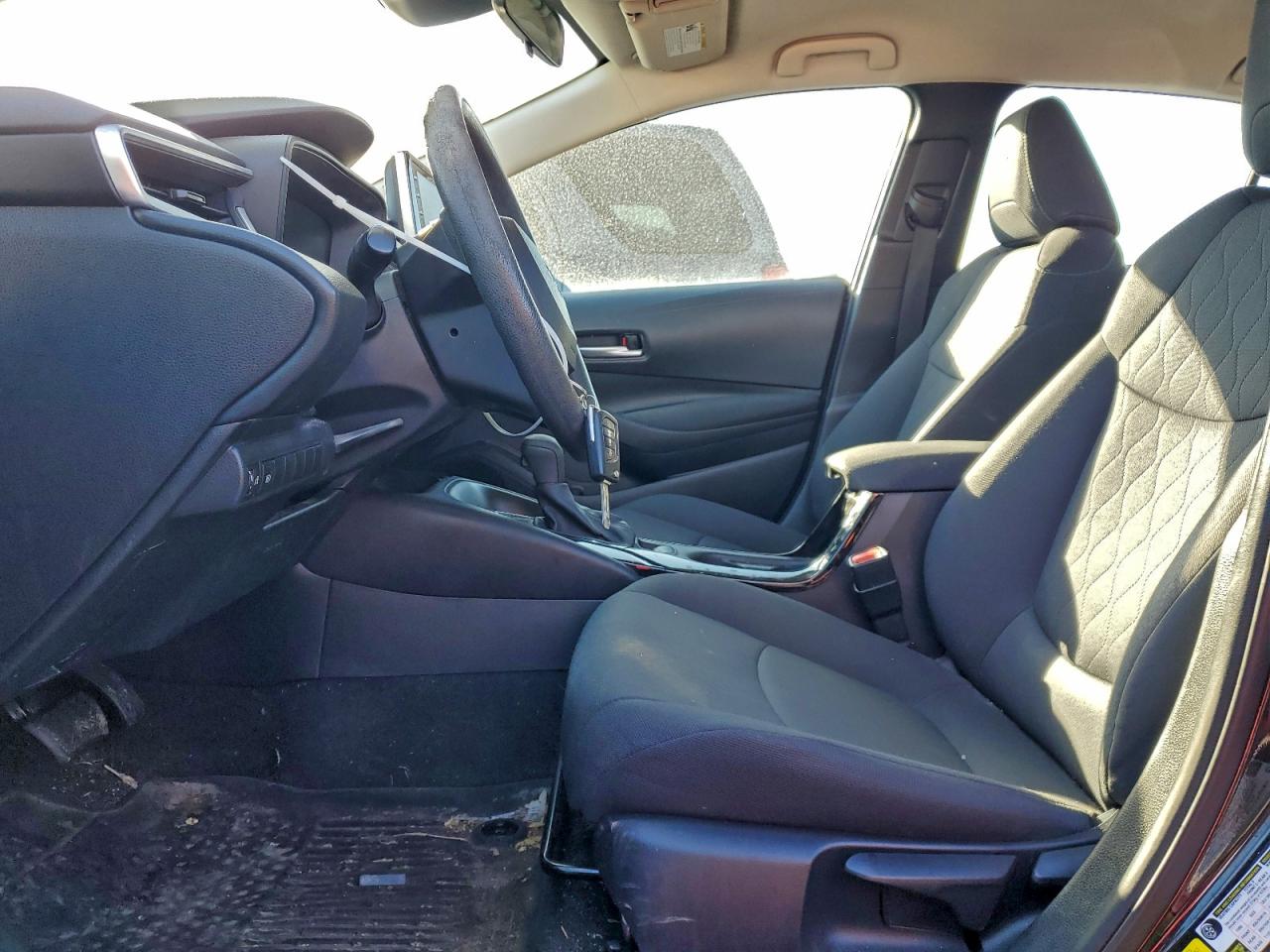 2020 TOYOTA COROLLA LE photo 7