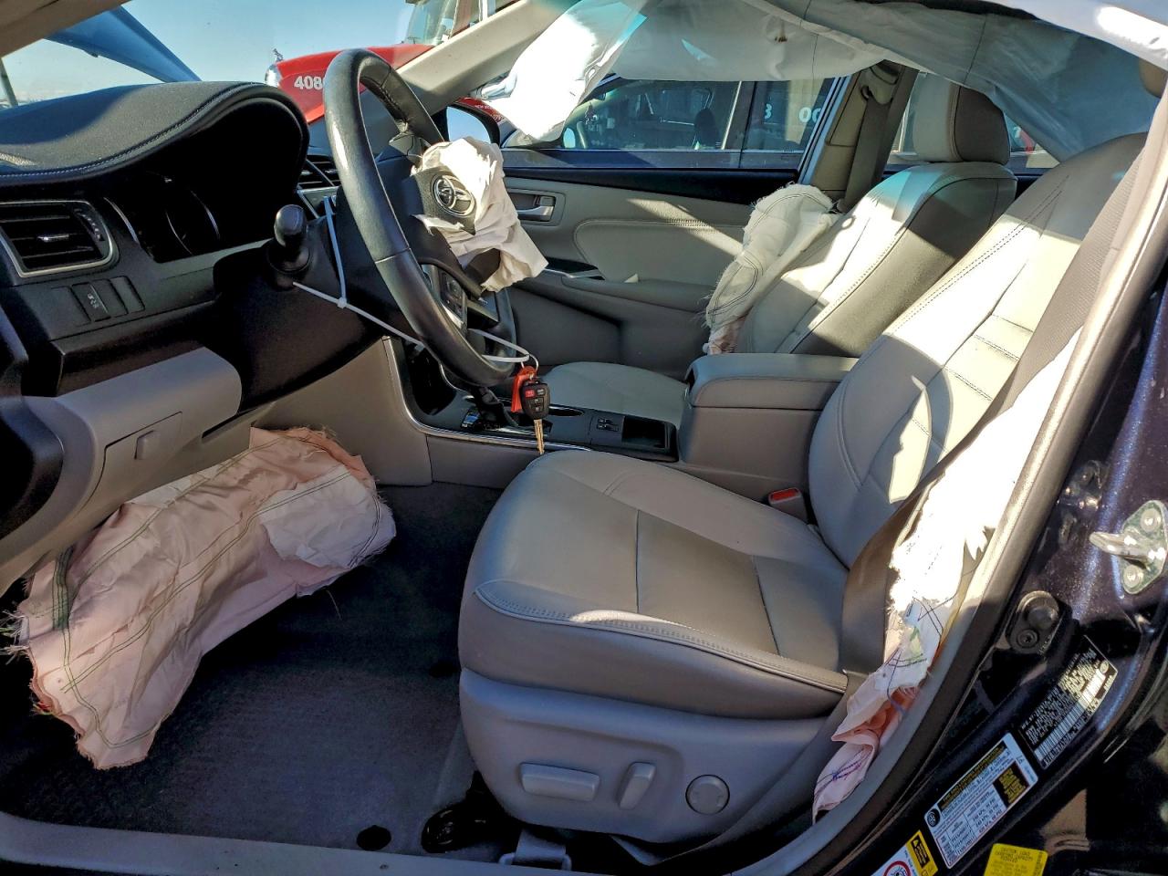 2017 TOYOTA CAMRY XLE photo 7