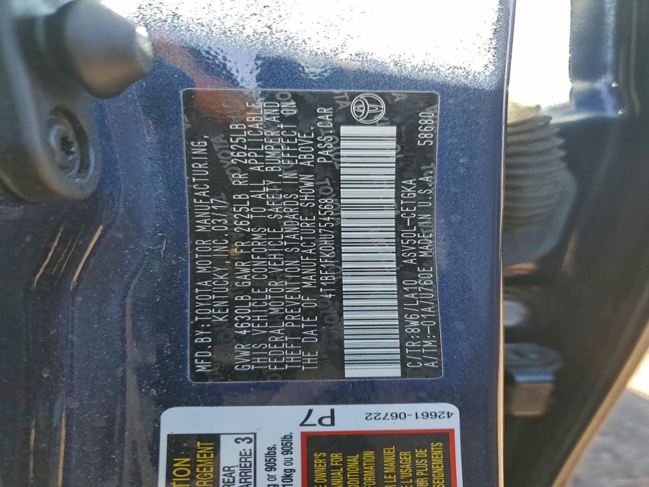 2017 TOYOTA CAMRY XLE photo 12