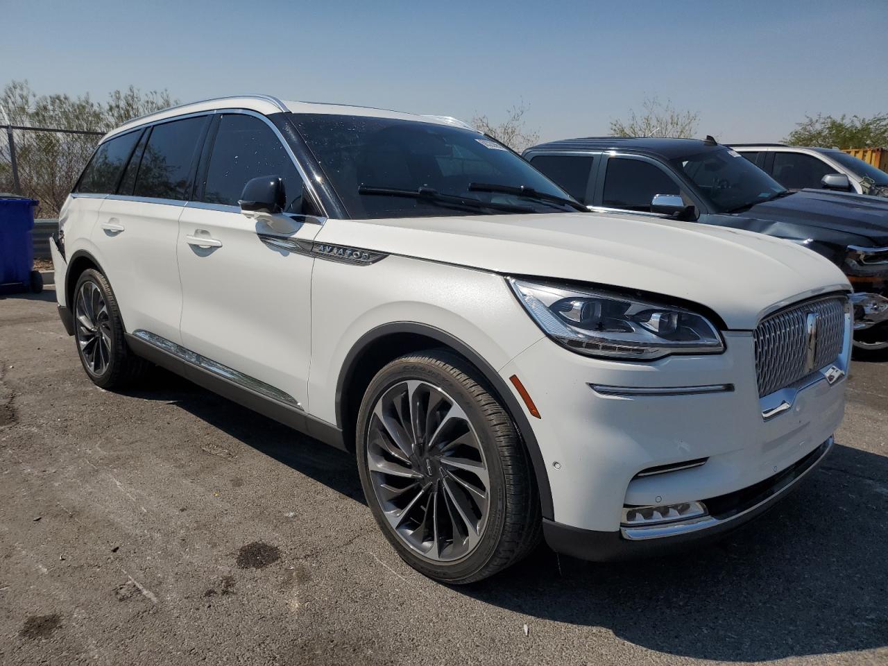 2023 LINCOLN AVIATOR RESERVE photo 4