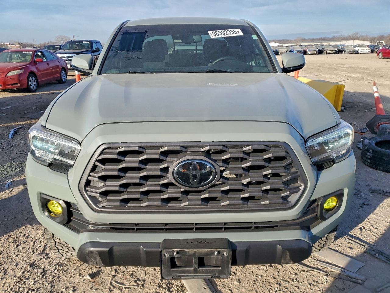 2022 TOYOTA TACOMA TRD OFF-ROAD photo 5