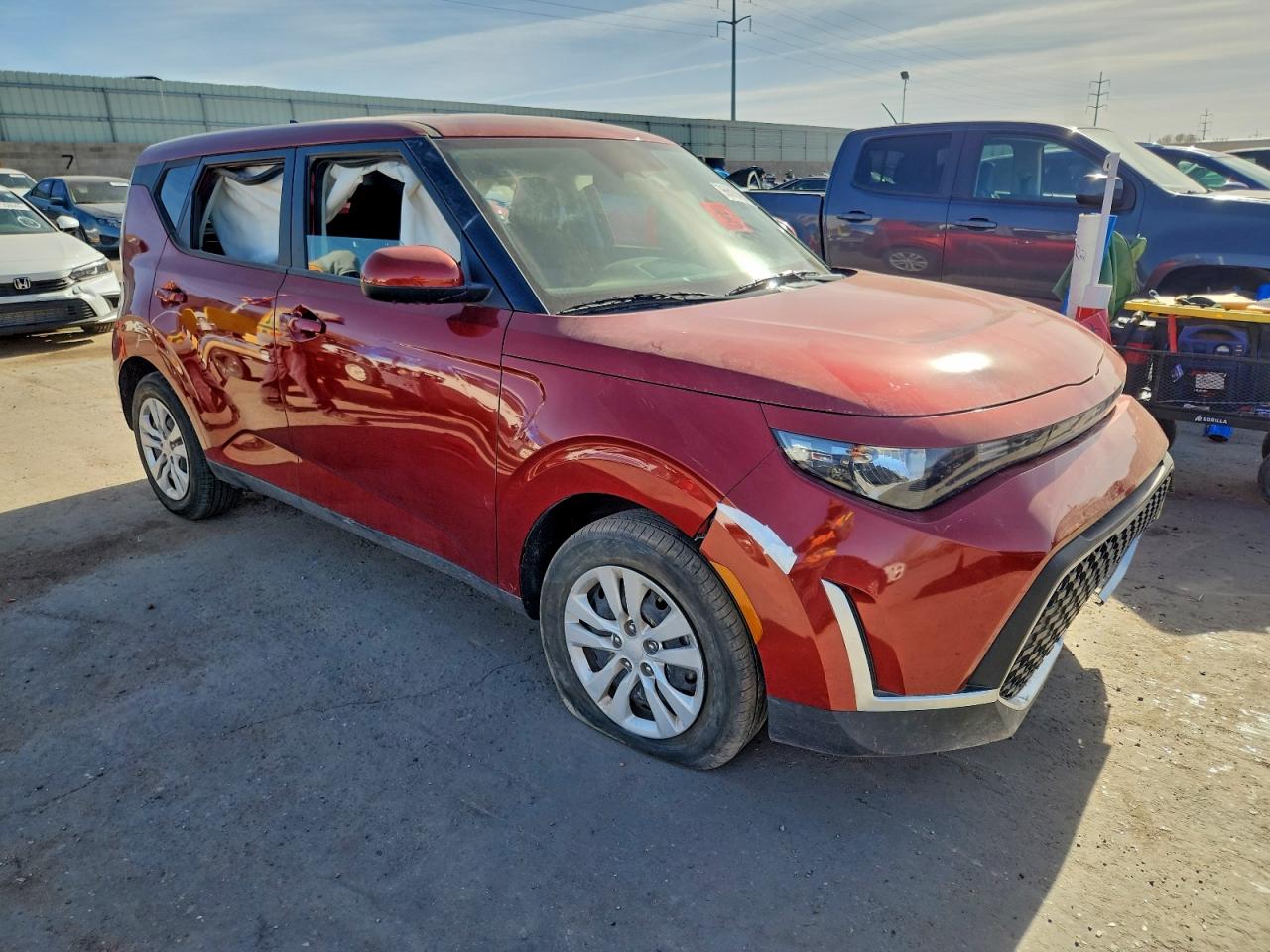 2025 KIA SOUL LX photo 4