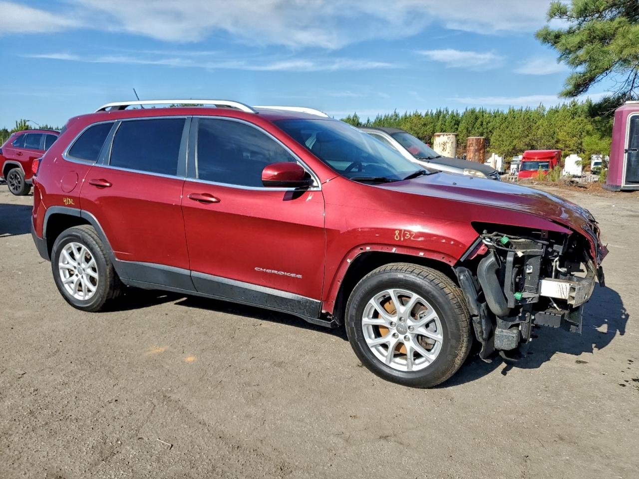 2016 JEEP CHEROKEE LATITUDE photo 4