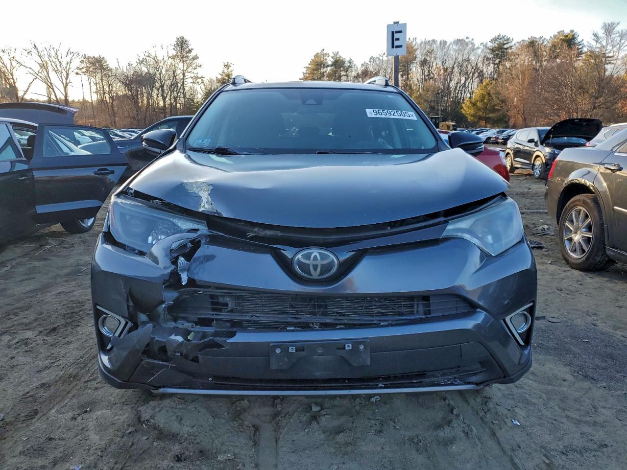 2018 TOYOTA RAV4 ADVENTURE photo 5