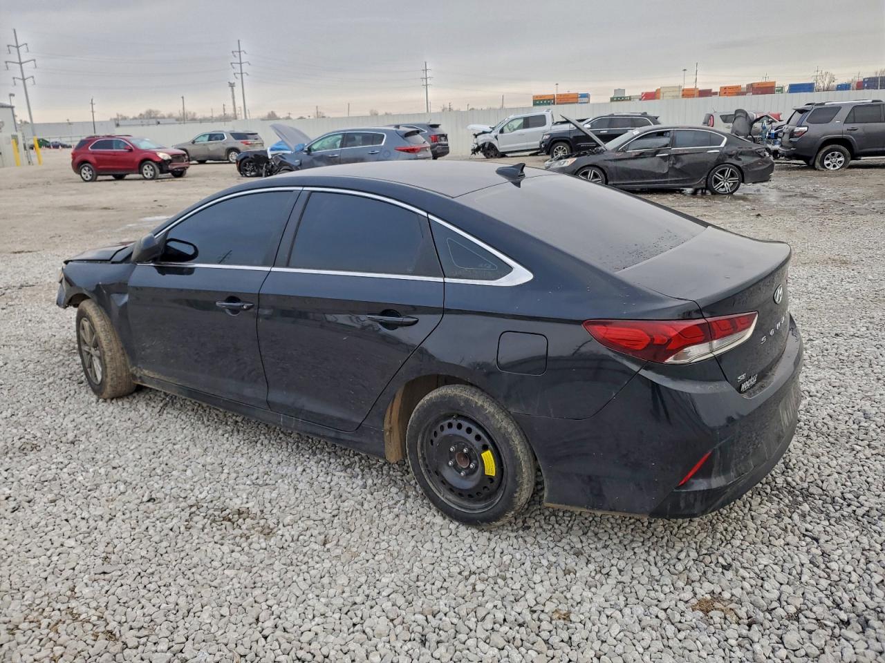 2018 HYUNDAI SONATA SE photo 2