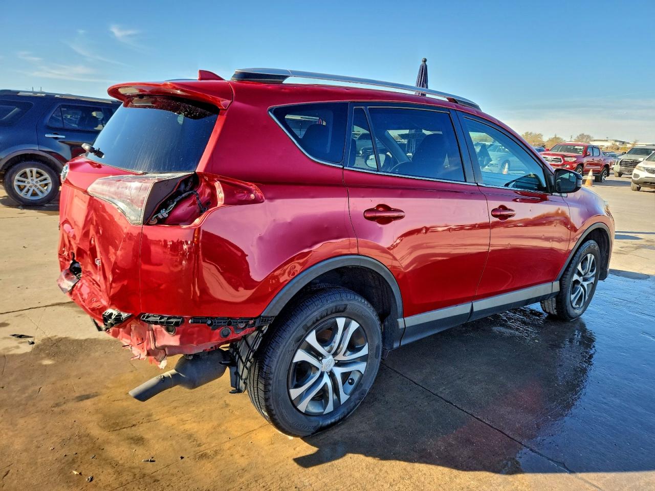 2016 TOYOTA RAV4 LE photo 3