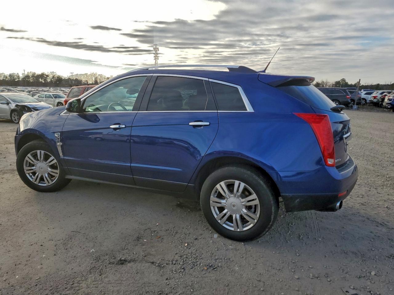 2012 CADILLAC SRX LUXURY COLLECTION photo 2