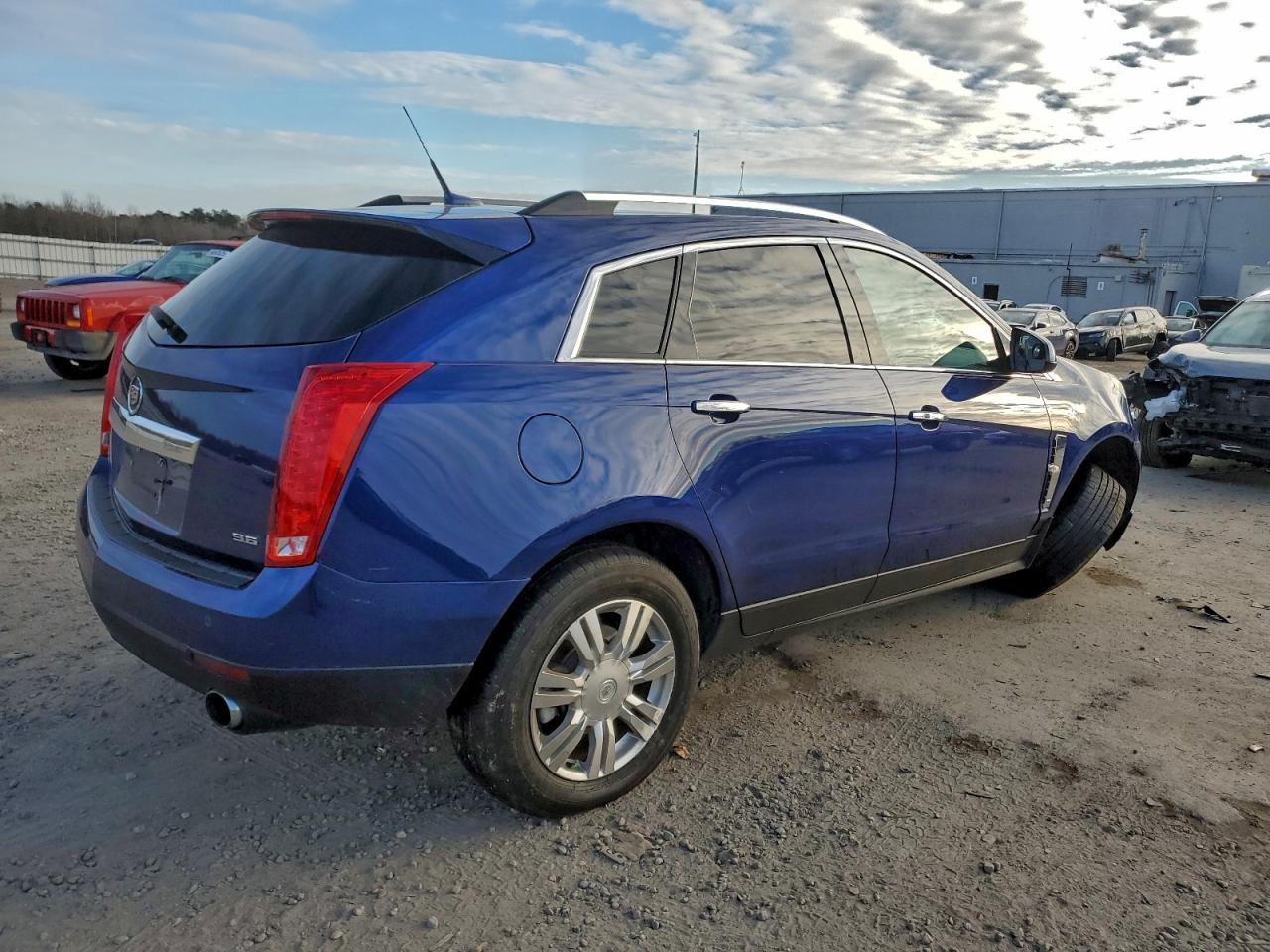 2012 CADILLAC SRX LUXURY COLLECTION photo 3