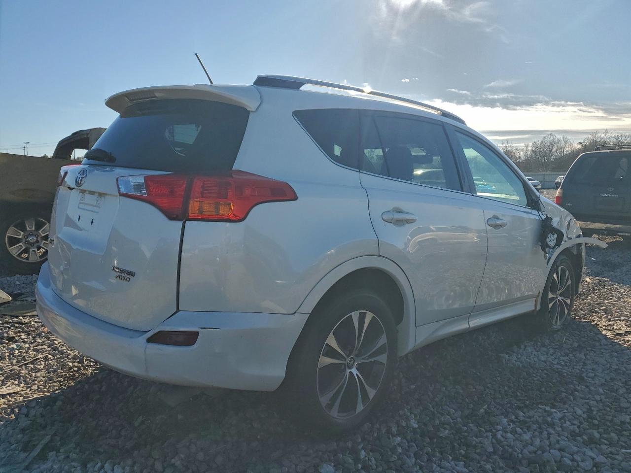2015 TOYOTA RAV4 LIMITED photo 3