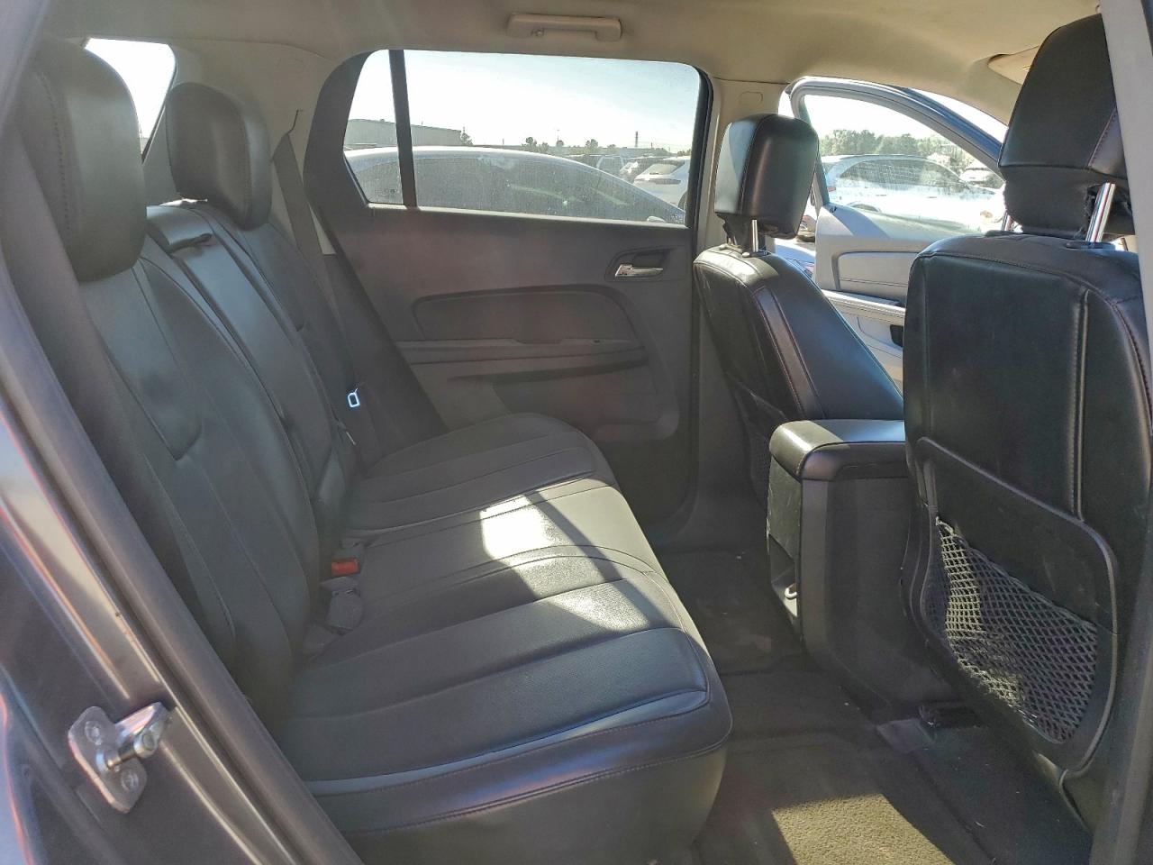 2011 GMC TERRAIN SLT photo 11