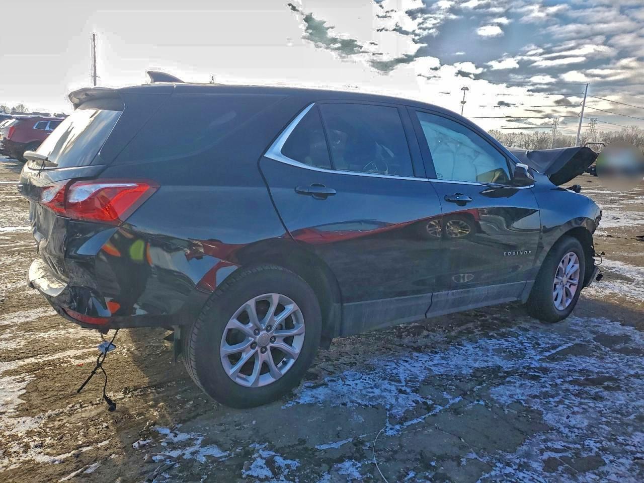 2020 CHEVROLET EQUINOX LT photo 3