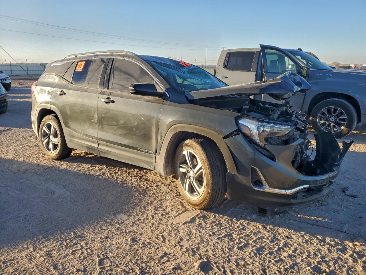 2020 GMC TERRAIN SLT photo 7