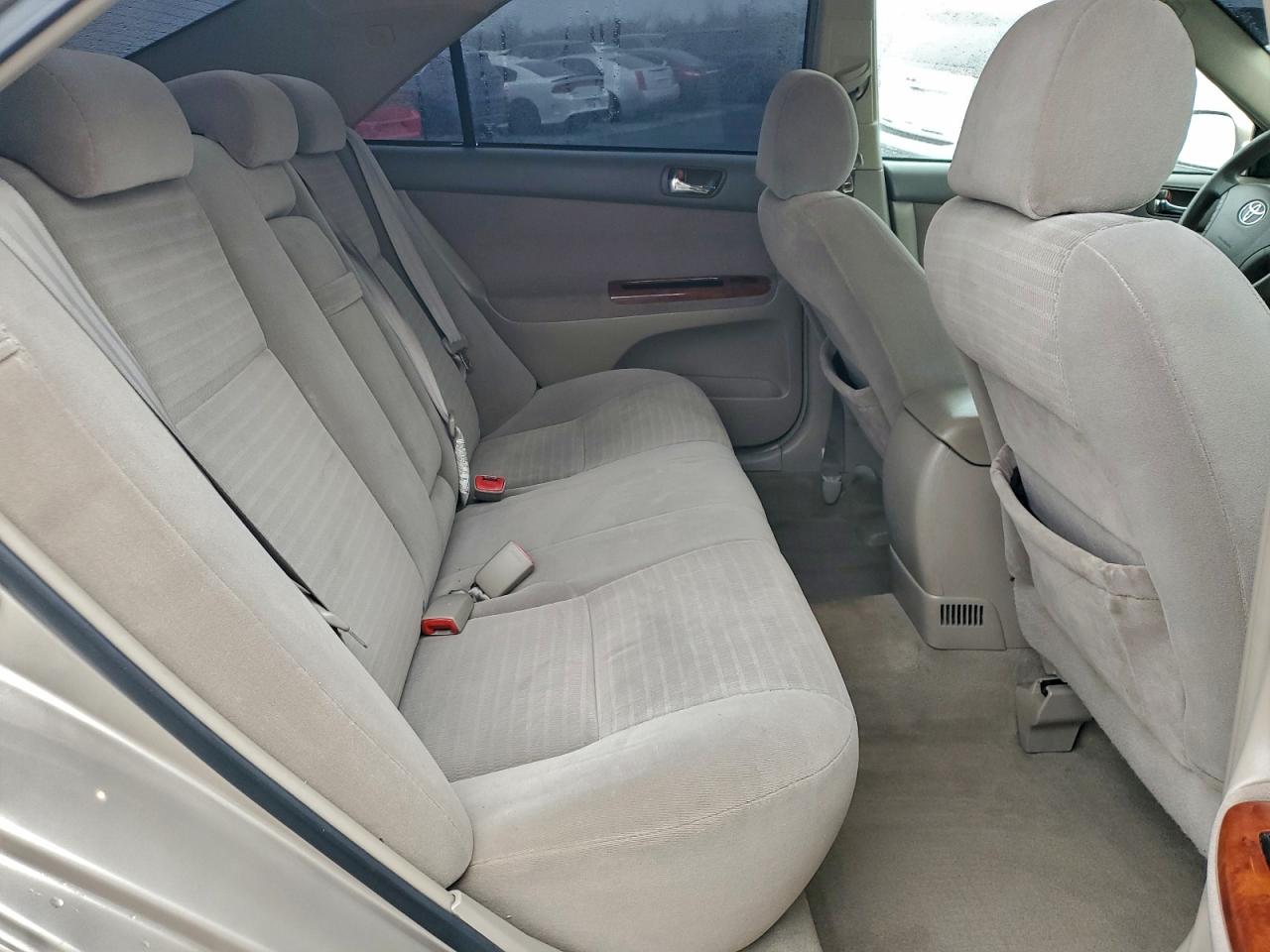 2005 TOYOTA CAMRY LE photo 10
