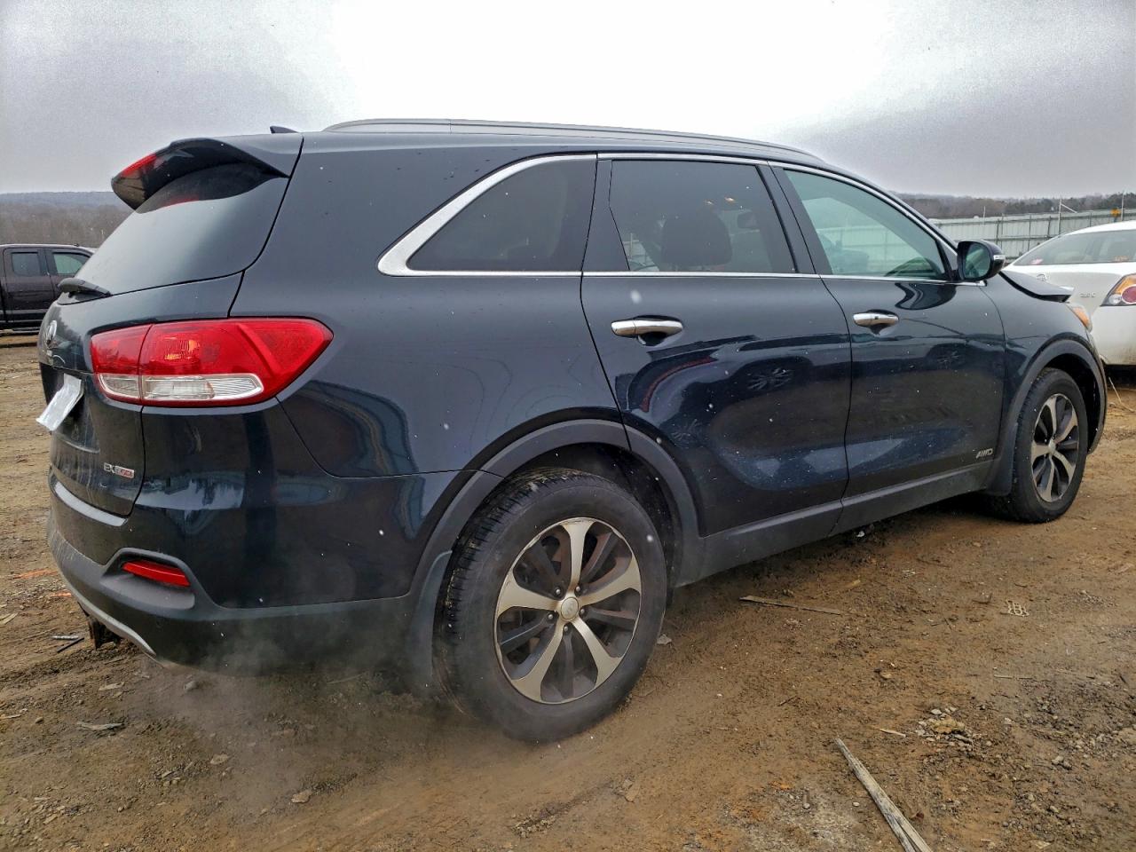 2017 KIA SORENTO EX photo 3