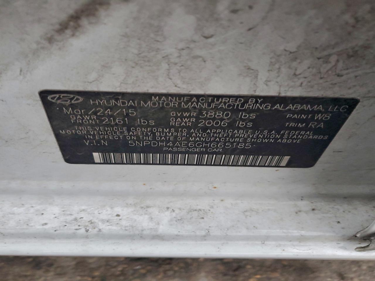 2016 HYUNDAI ELANTRA SE photo 12