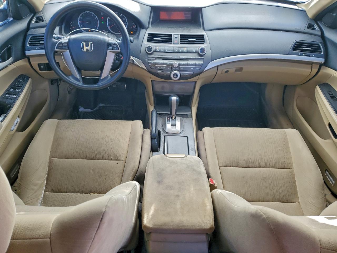 2011 HONDA ACCORD LX photo 8