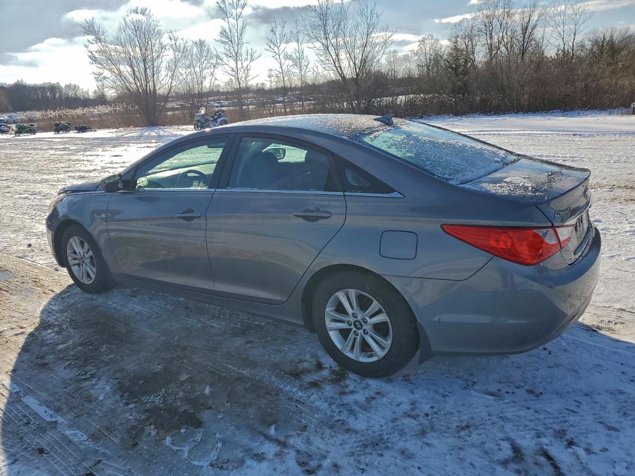 2013 HYUNDAI SONATA GLS photo 2