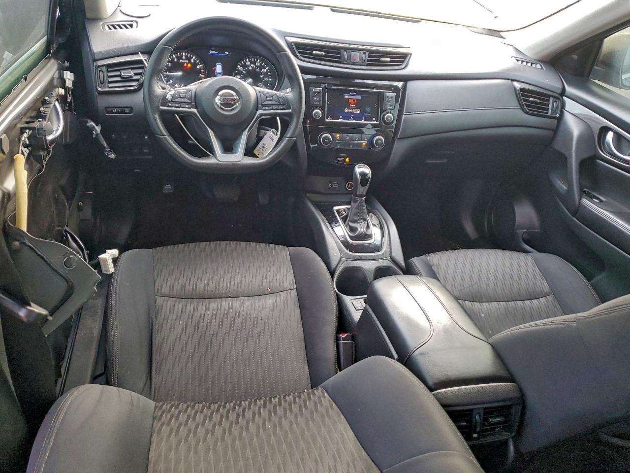 2019 NISSAN ROGUE S photo 8