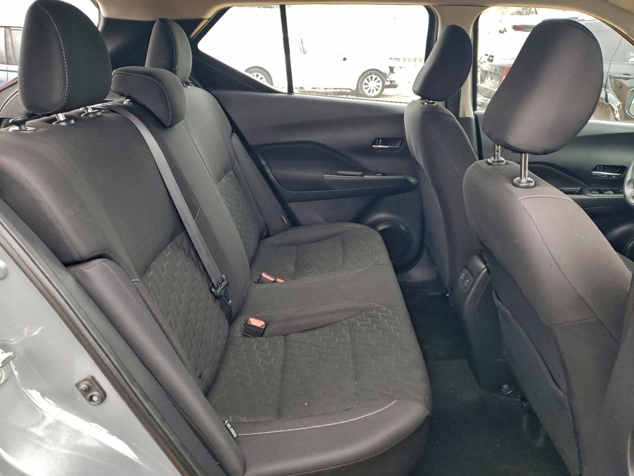 2021 NISSAN KICKS SV photo 11