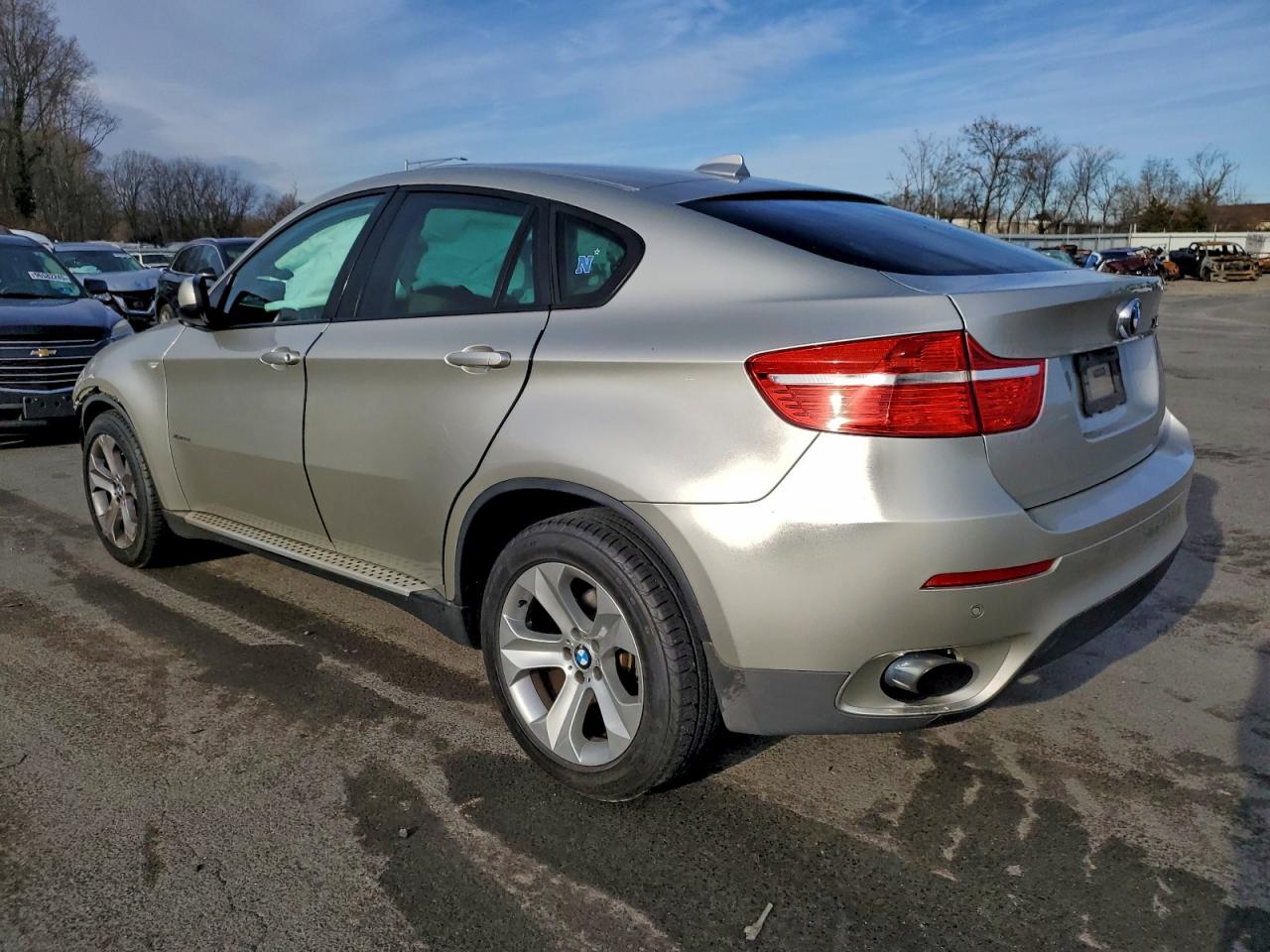 2012 BMW X6 XDRIVE35I photo 2