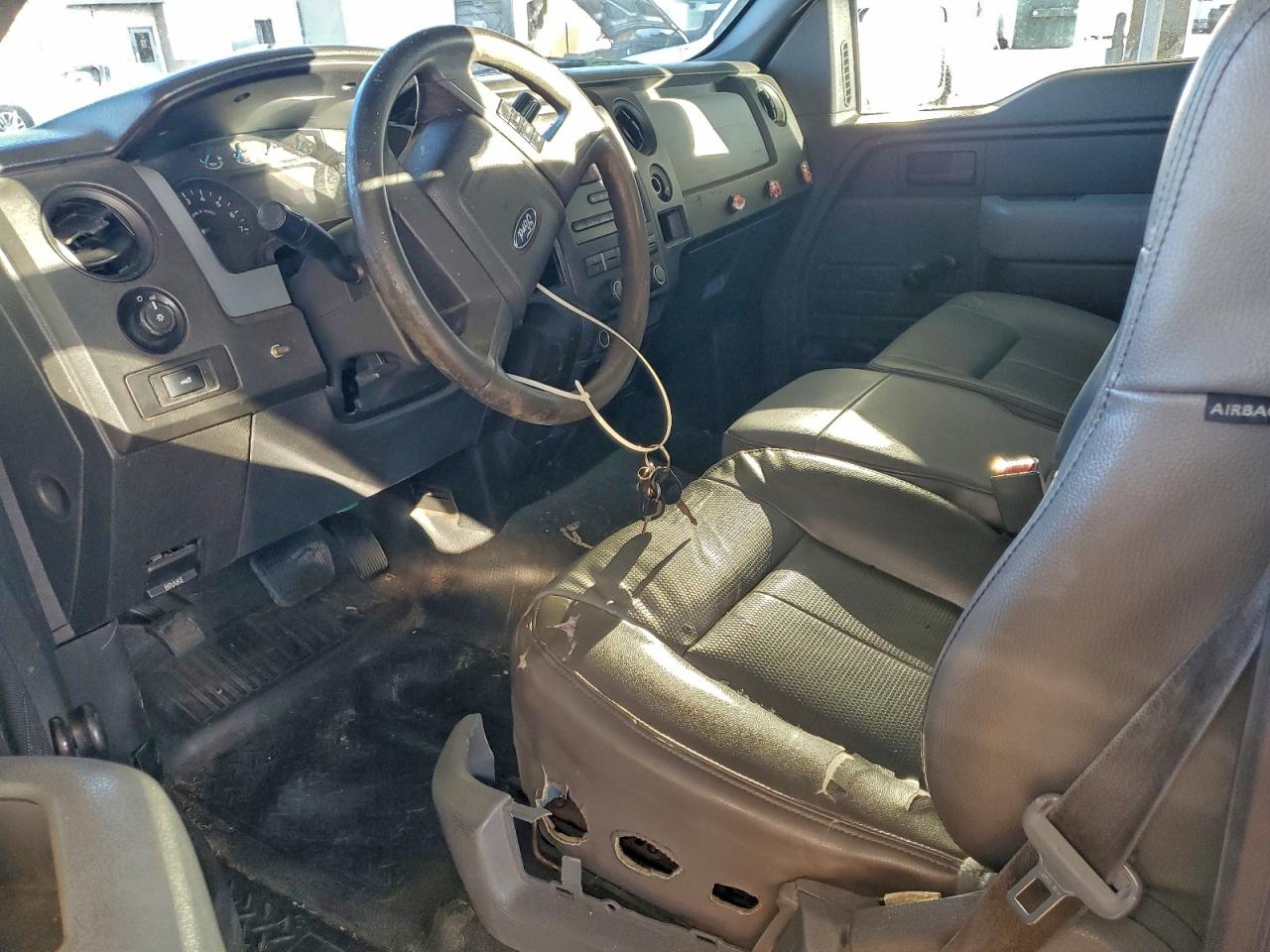 2013 FORD F150 photo 8