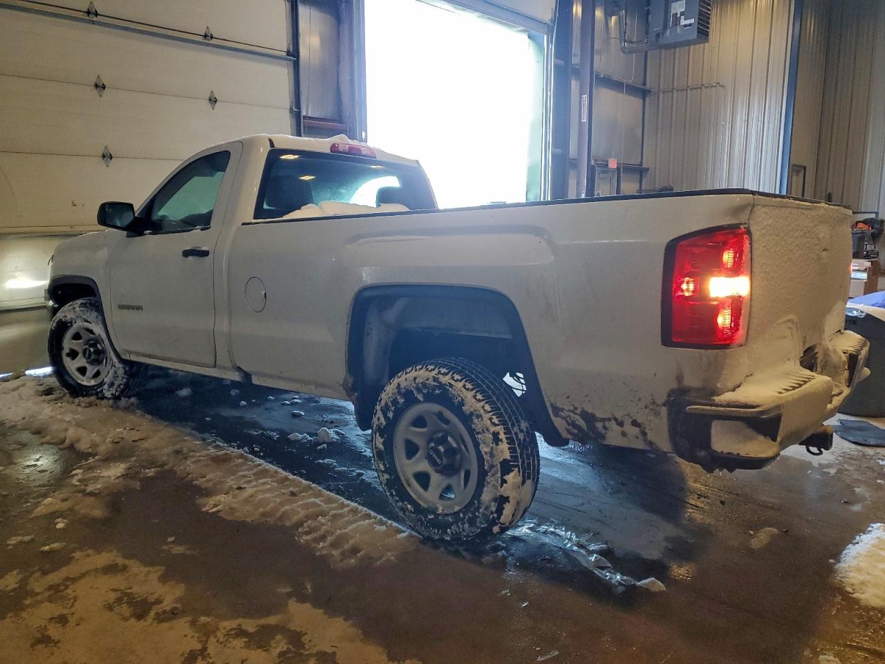 2017 GMC SIERRA C1500 photo 2