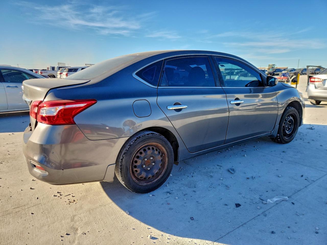 2016 NISSAN SENTRA S photo 3