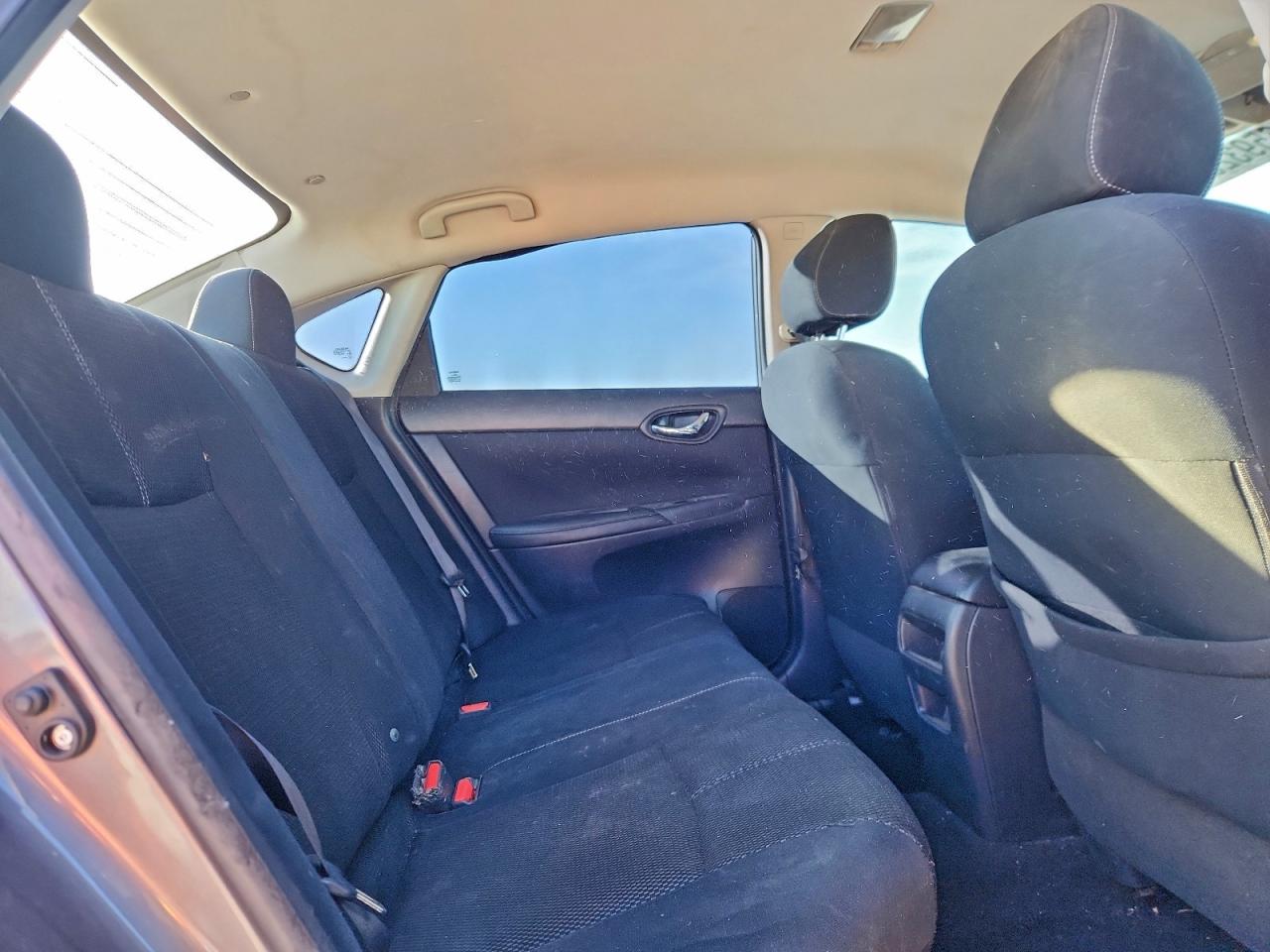 2016 NISSAN SENTRA S photo 10