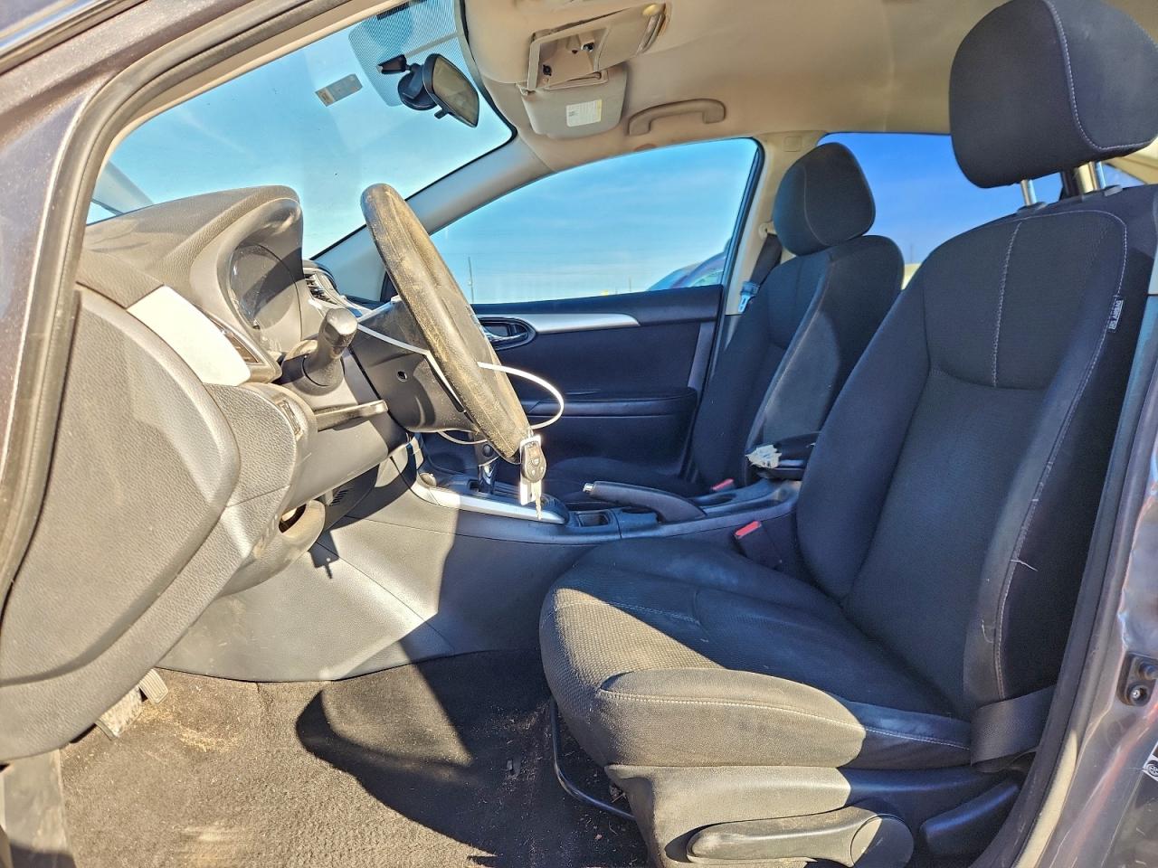 2016 NISSAN SENTRA S photo 7
