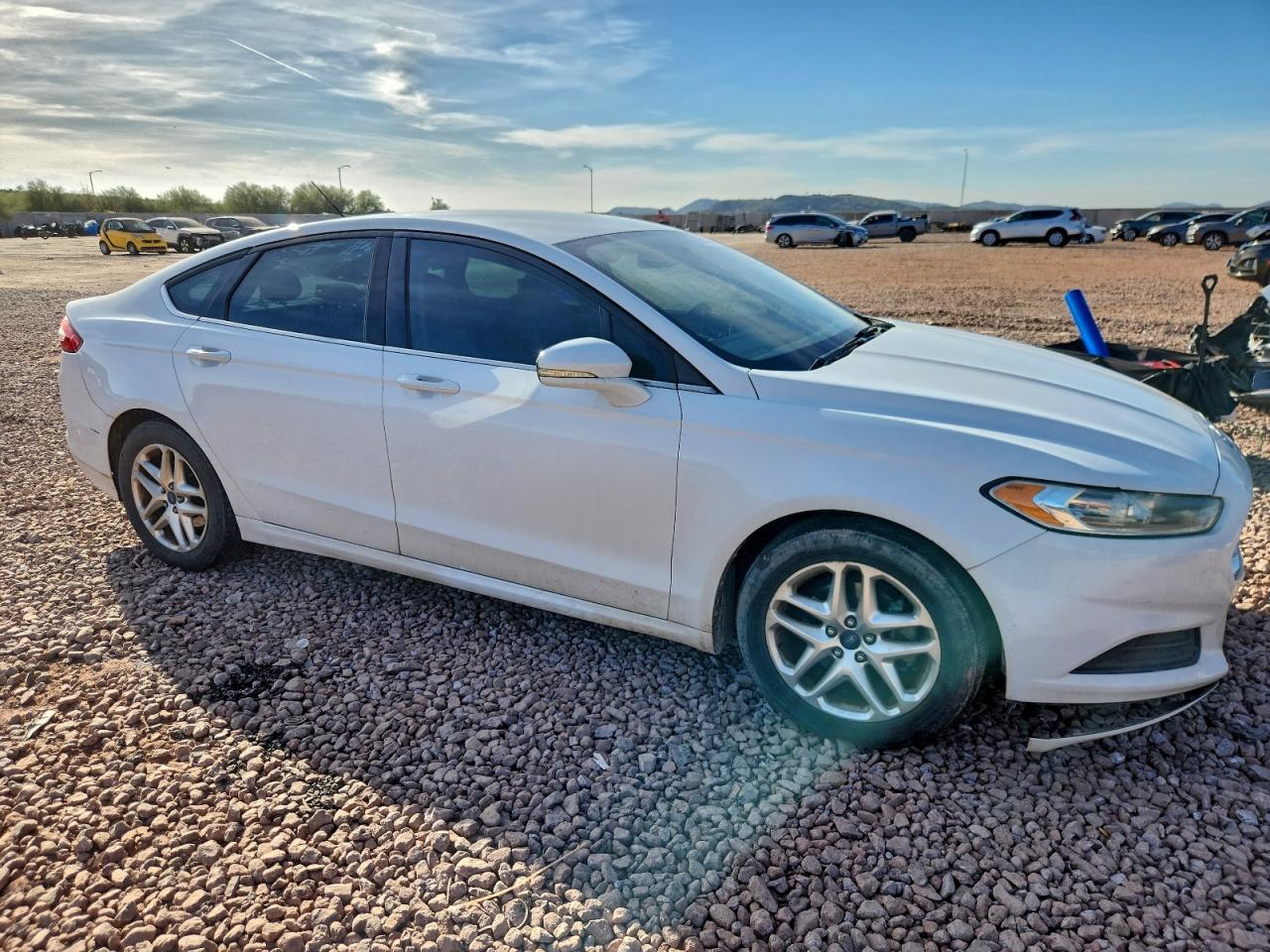 2013 FORD FUSION SE photo 4