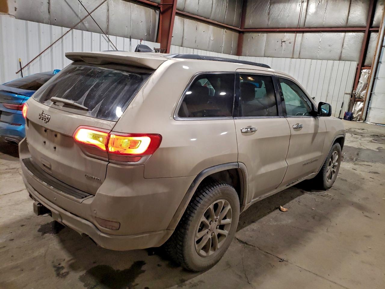 2015 JEEP GRAND CHEROKEE LIMITED photo 3