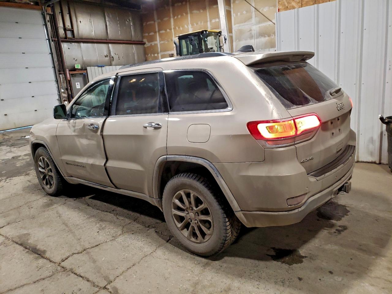 2015 JEEP GRAND CHEROKEE LIMITED photo 2