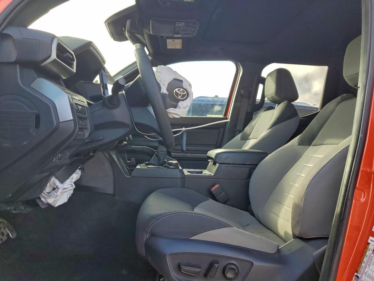 2024 TOYOTA TACOMA DOUBLE CAB photo 7